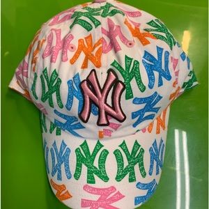 Rare New York Yankees Women’s baseball hat. Sample Never Released to Public 1/1